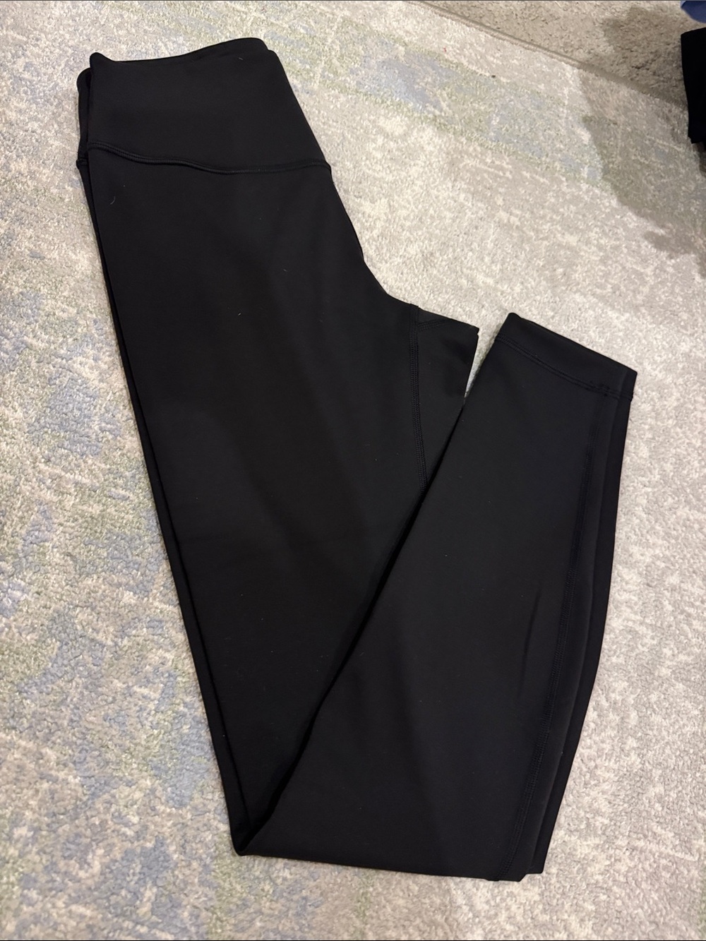 Women’s Lululemon Black High Waist Leggings - Picture 4 of 4